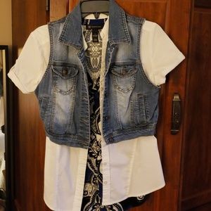 Cropped Jean vest